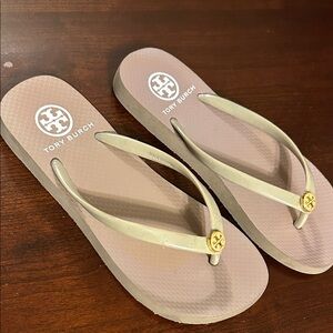 Tory Burch Beige Sandals with Gold Accent